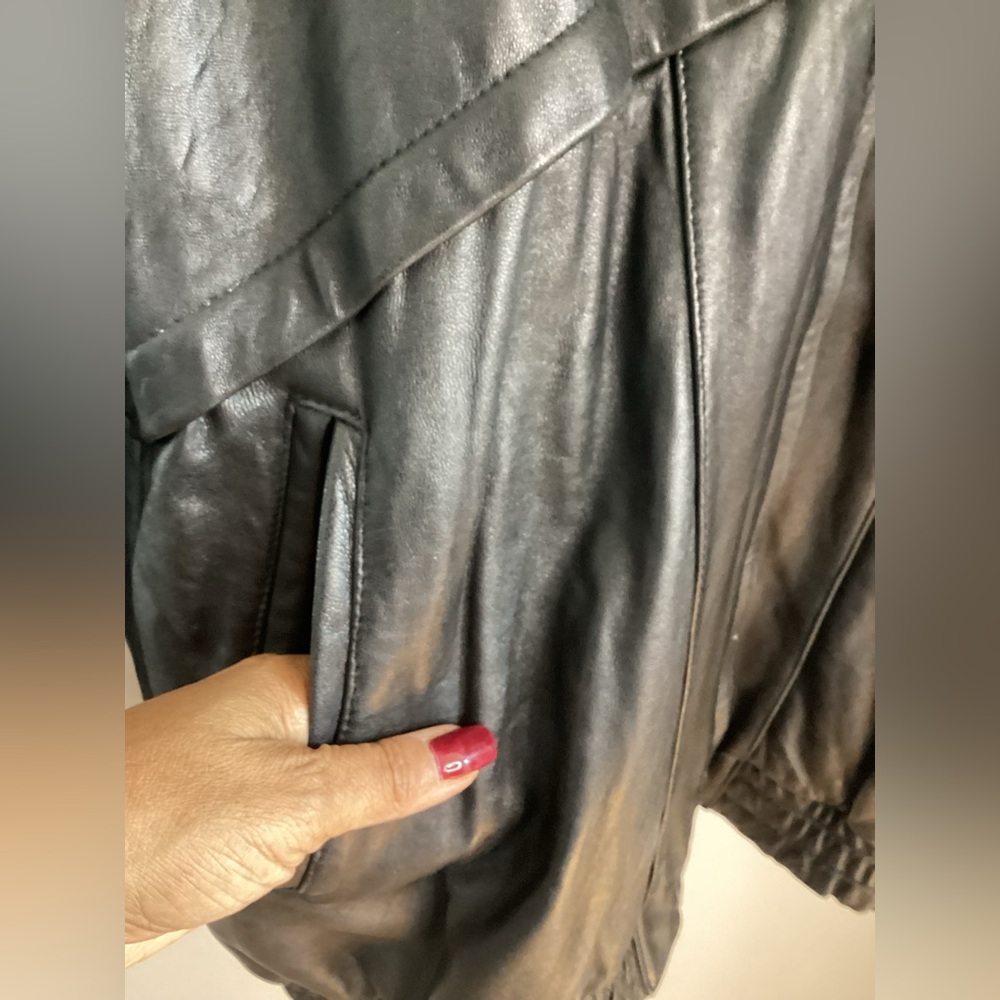Vintage Black Genuine Leather Jacket with Genuine Opossum Fur Trim Insert L - Picture 7 of 16